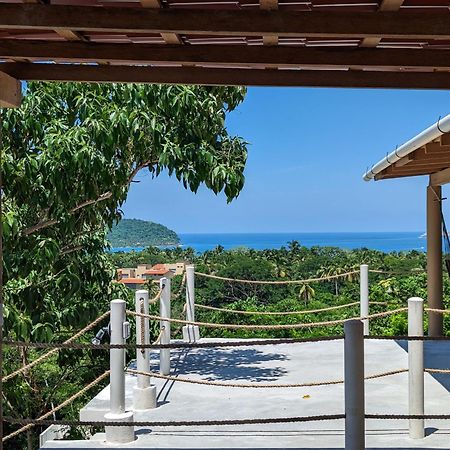 Casa Arcoiris Zihuatanejo B&B Exterior photo