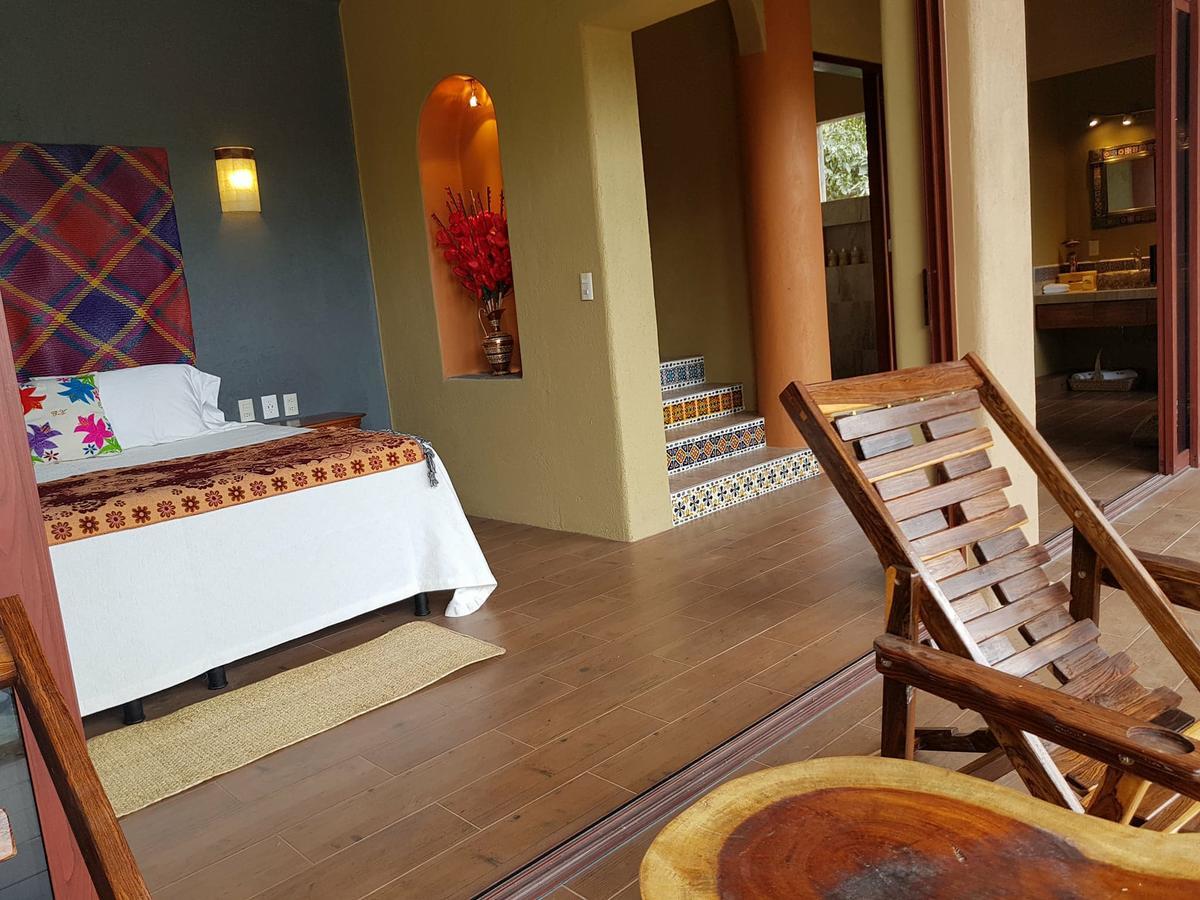 Casa Arcoiris Zihuatanejo B&B Exterior photo