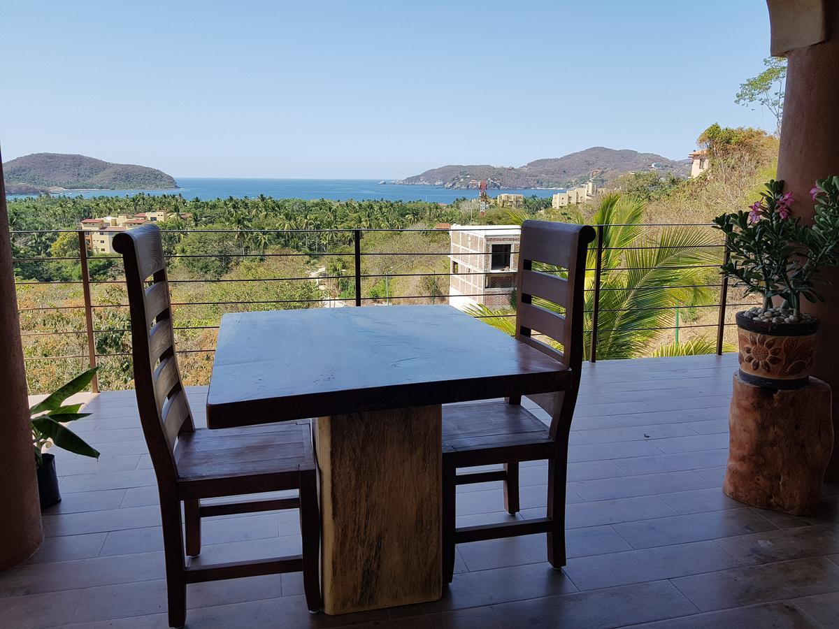 Casa Arcoiris Zihuatanejo B&B Exterior photo
