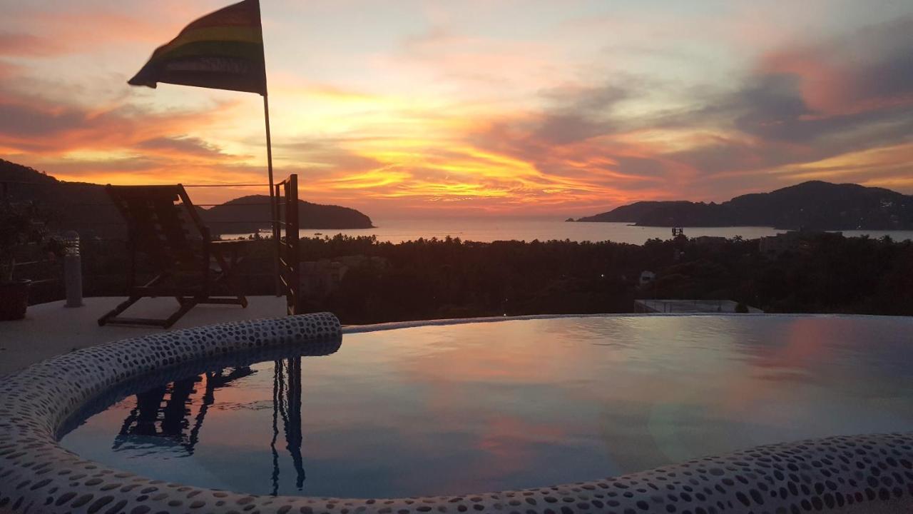 Casa Arcoiris Zihuatanejo B&B Exterior photo